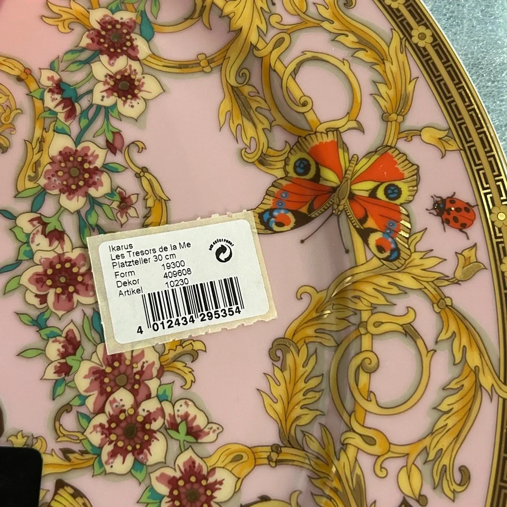 Versace chargers - Picture 5 of 7